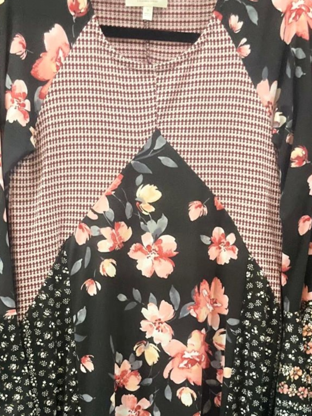 NWT | Sugarfox | Bohemian Flowy Floral Dress | Size Small - Picture 8 of 10